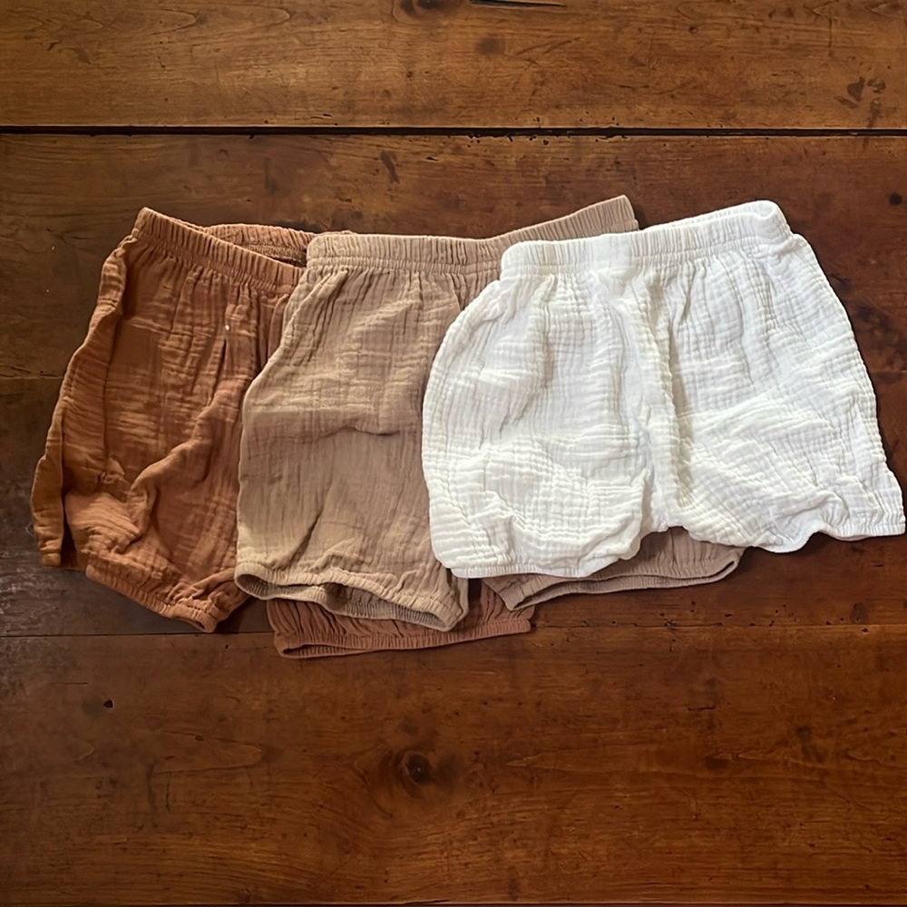 Muslin Bloomer Set of Three Brown Tan and White size 24 Months Never Worn
